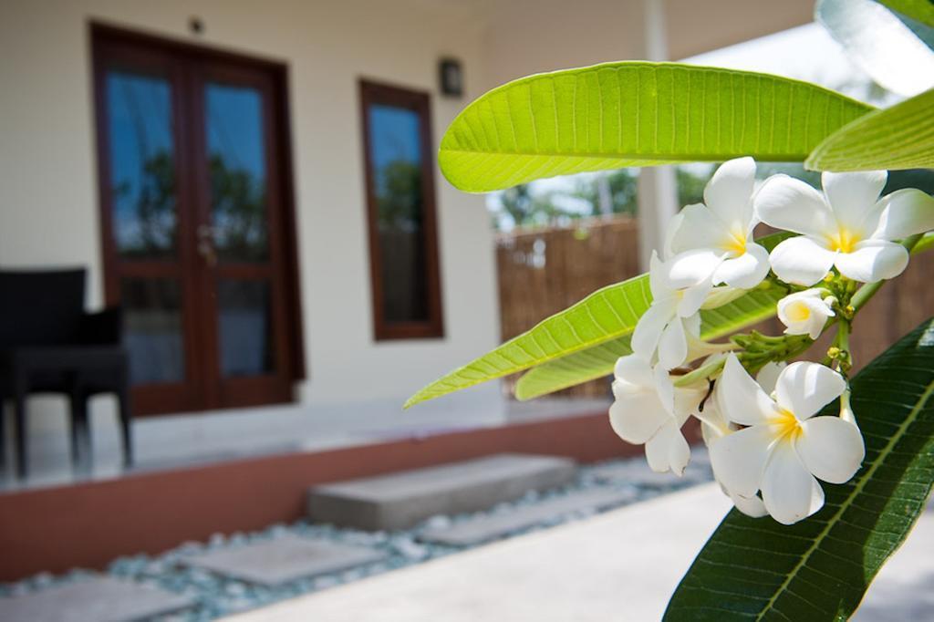 Blue Marine Resort Gili Islands Exterior photo