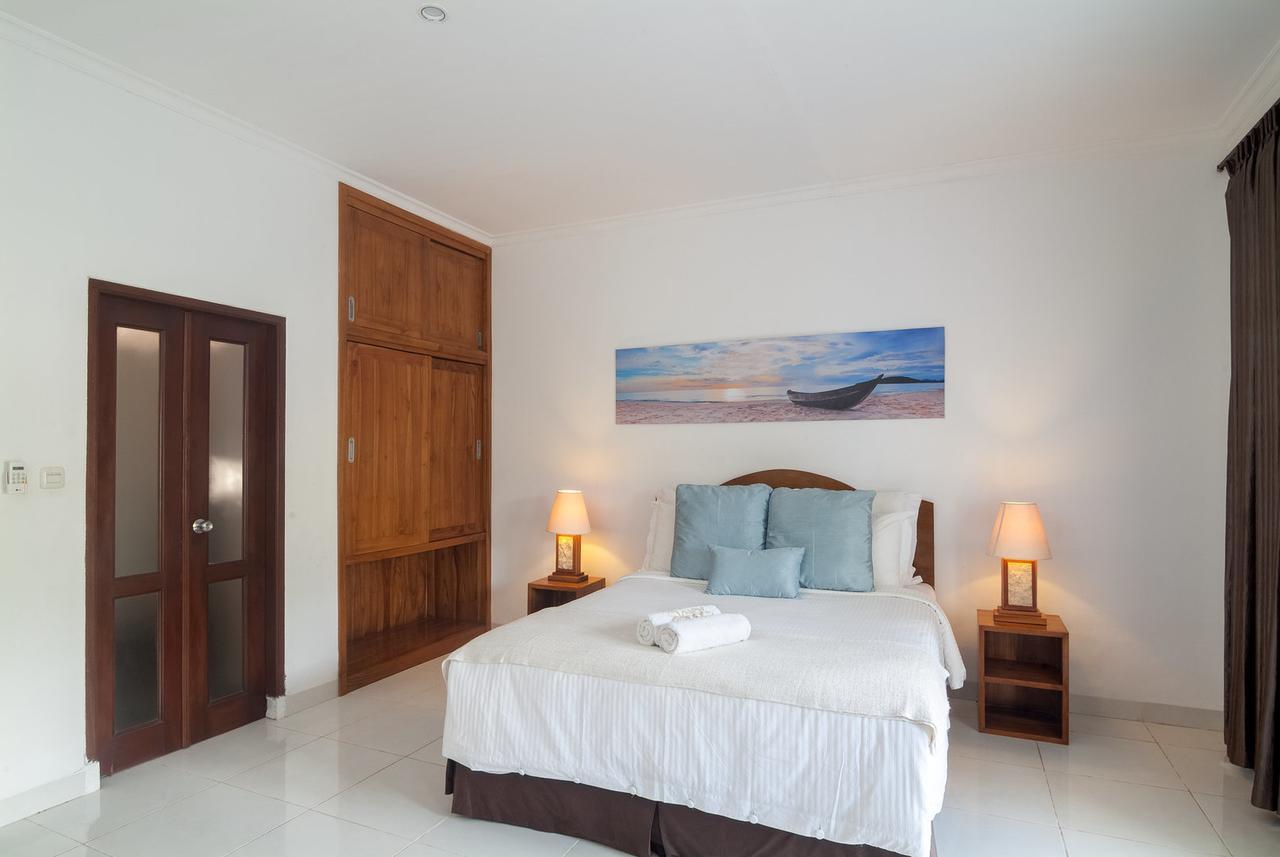 Blue Marine Resort Gili Islands Exterior photo