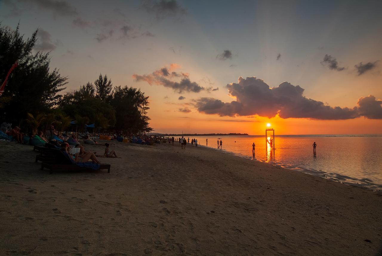 Blue Marine Resort Gili Islands Exterior photo