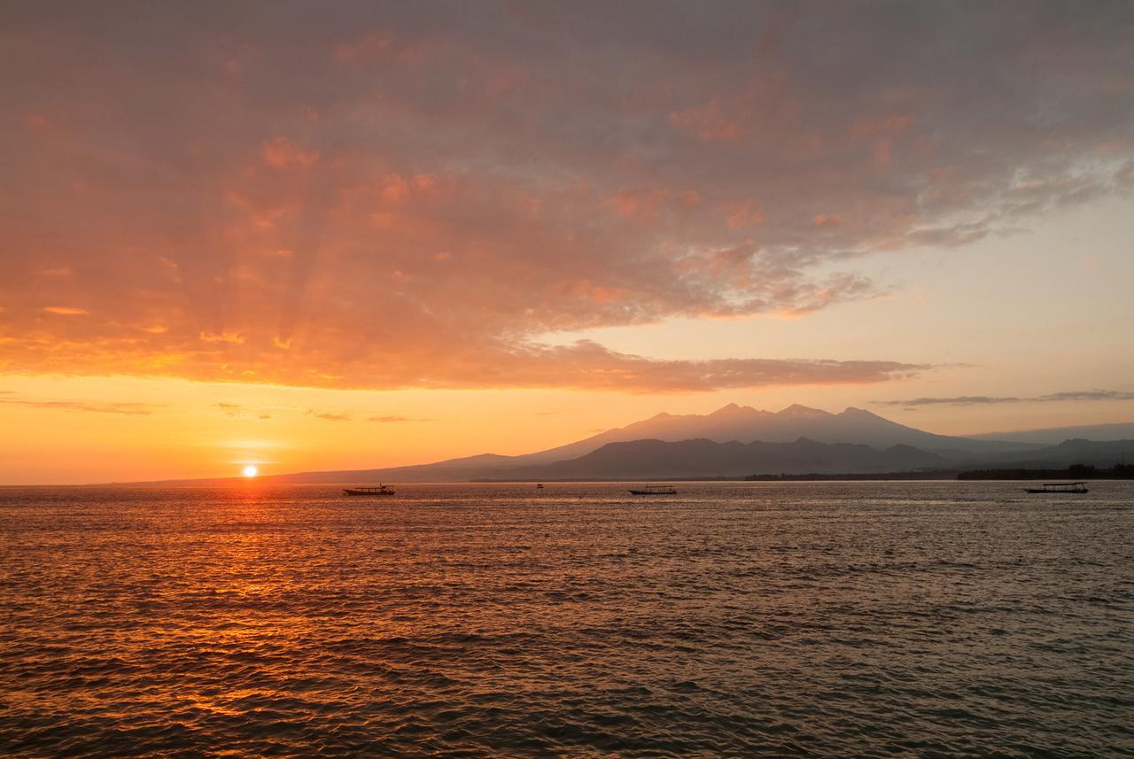 Blue Marine Resort Gili Islands Exterior photo
